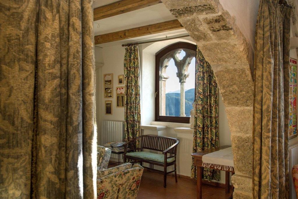 La Bifora E Le Lune Vico Sotto Gli Archi 5 Bed & Breakfast Santo Stefano Di Sessanio